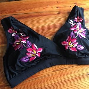 Beautiful Floral Embroidered V-beck Bikini Top